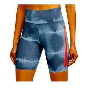 Nike One Luxe Training Shorts Large NWT